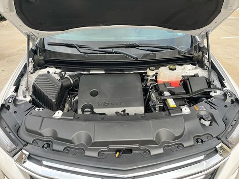 Used 2023 Chevrolet Traverse Premier w/ LPO, Floor Liner Package AWD/4WD image 33