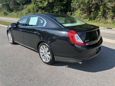 Used 2013 Lincoln MKS AWD image 5