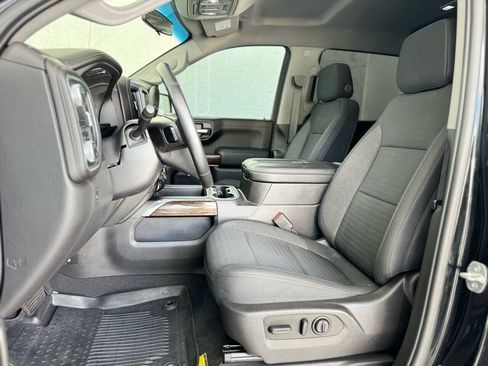 Used 2020 GMC Sierra 1500 Elevation w/ Elevation Value Package RWD image 9