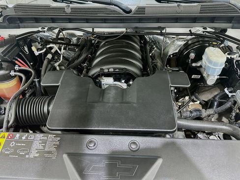 Used 2018 Chevrolet Silverado 1500 LT w/ Texas Edition image 30