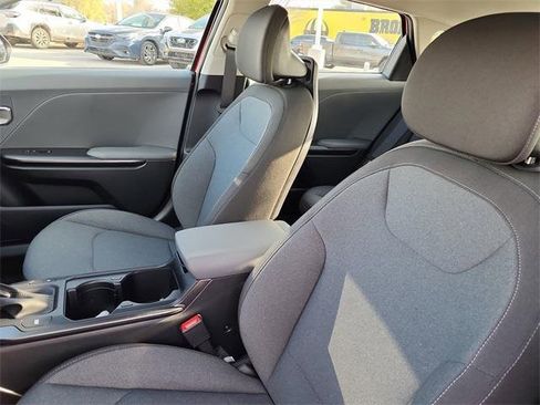 New 2025 Kia K4 LXS image 12