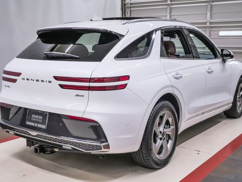 Certified 2026 Genesis GV70 2.5T Advanced AWD/4WD image 6