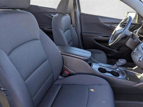 Used 2024 Chevrolet Malibu LT w/ Midnight Edition image 27