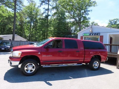 Used 2006 Dodge Ram 2500 Truck SLT w/ Light Group AWD/4WD image 8