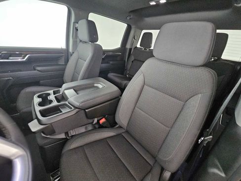 Used 2024 GMC Sierra 1500 Elevation image 21