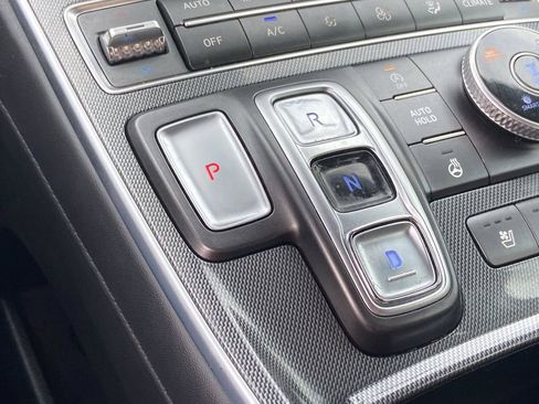 Used 2022 Hyundai Santa Fe Limited w/ Cargo Package image 12