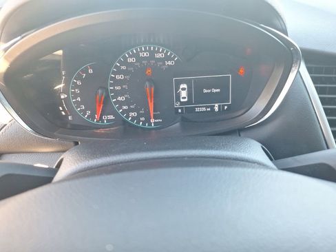 Certified 2022 Chevrolet Trax LS w/ Tint and Cruise Package image 30