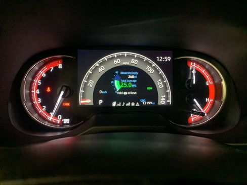 Used 2023 Toyota RAV4 LE AWD/4WD image 30