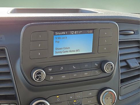 Used 2021 Ford Transit 350 XLT image 28