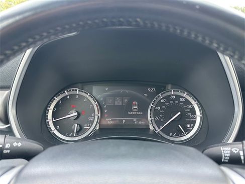 Used 2022 Toyota Highlander XLE image 27