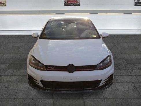 Used 2017 Volkswagen GTI SE FWD image 2