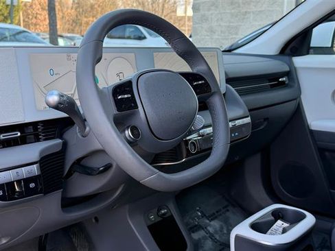 Used 2024 Hyundai Ioniq 5 SEL image 14