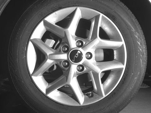 Used 2025 Kia Soul LX w/ LX Technology Package FWD image 12
