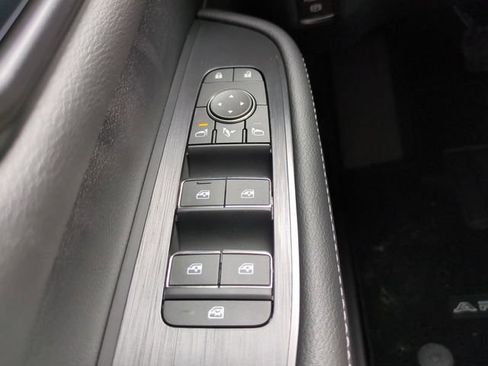 New 2026 Nissan Armada SL w/ Captain's Chari Seat Package AWD/4WD image 24