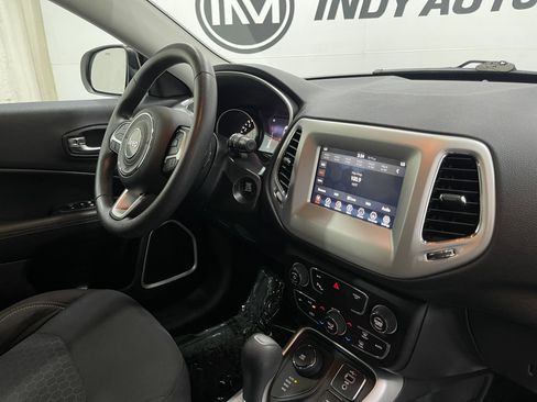 Used 2019 Jeep Compass Sport AWD/4WD image 18