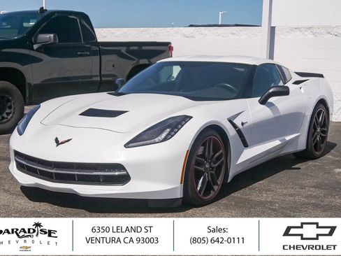 Used 2015 Chevrolet Corvette Stingray Coupe w/ Carbon Flash Badge Package RWD image 1