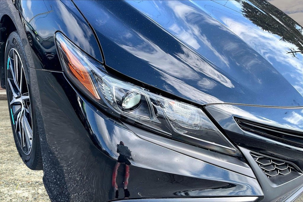 Used 2023 Toyota Camry SE w/ Convenience Package AWD/4WD image 32