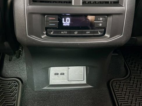 Used 2019 Volkswagen Atlas SEL Premium AWD/4WD image 13