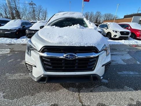 Used 2024 Subaru Ascent Limited image 8