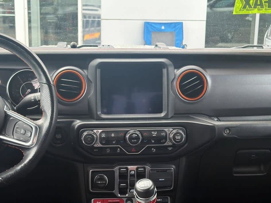 Used 2021 Jeep Gladiator Mojave AWD/4WD image 23