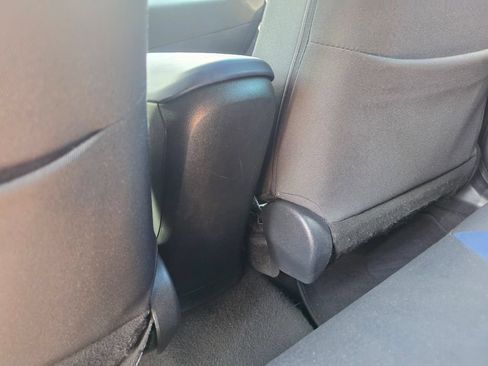 Used 2021 Toyota C-HR XLE FWD image 35