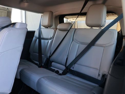 Used 2025 Ford Expedition Max Active AWD/4WD image 37