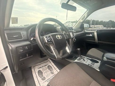 Used 2014 Toyota 4Runner SR5 RWD image 17
