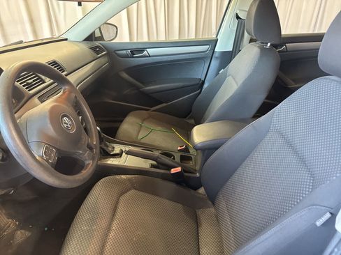 Used 2012 Volkswagen Passat 2.5 S FWD image 21