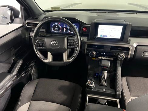 Used 2025 Toyota 4Runner TRD Off-Road image 14