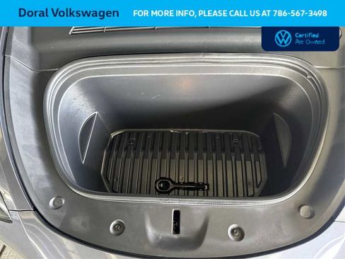 Used 2022 Tesla Model Y Performance image 12