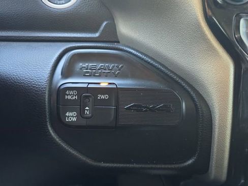 Used 2024 RAM 2500 Laramie AWD/4WD image 29