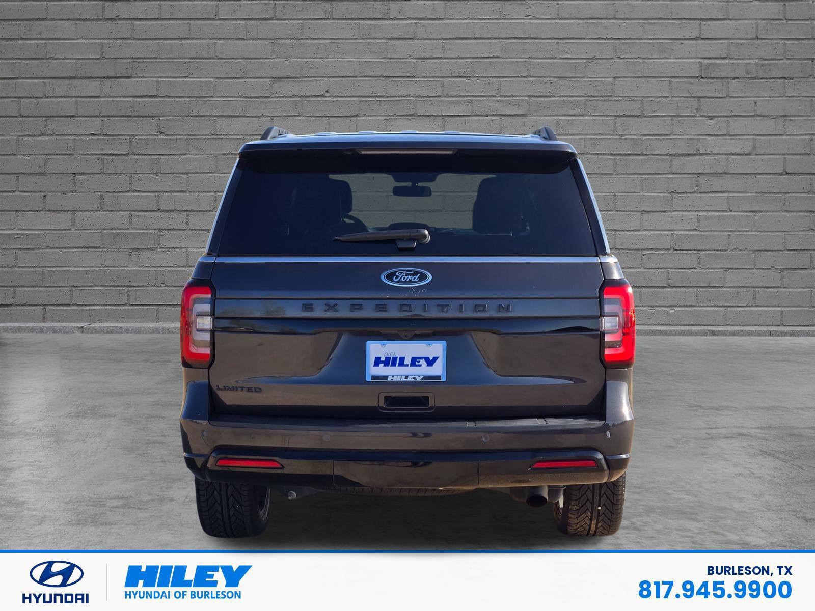 Used 2023 Ford Expedition Limited RWD image 5