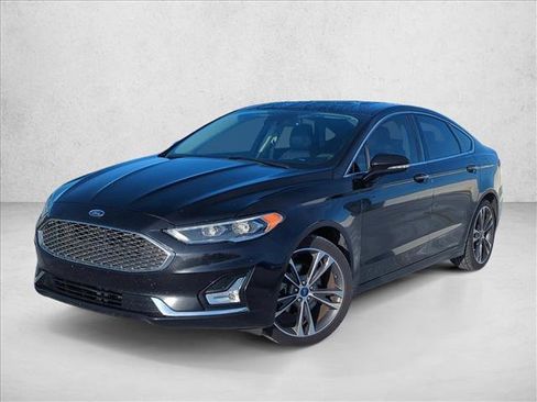 Used 2019 Ford Fusion Titanium FWD image 2