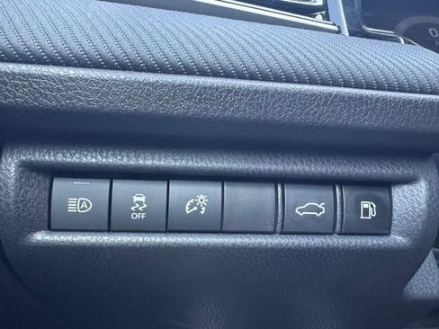 Used 2025 Toyota Camry SE w/ Multimedia Upgrade Package AWD/4WD image 18