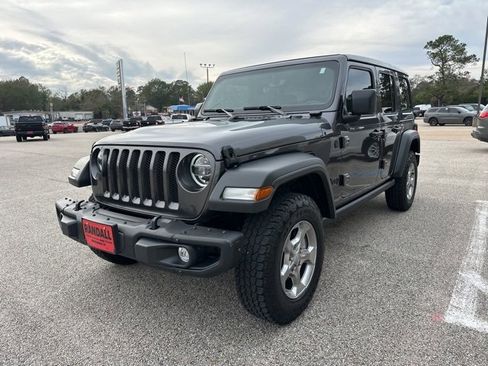 Certified 2021 Jeep Wrangler Unlimited Sport image 3