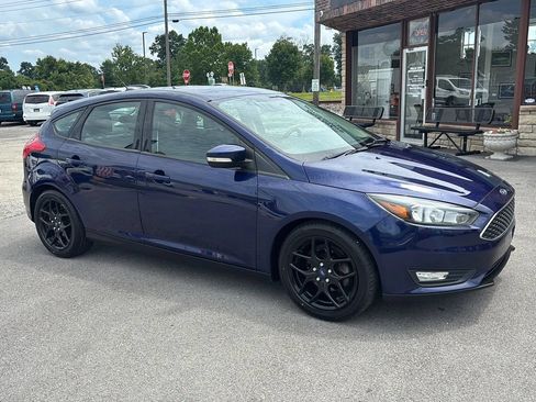 Used 2016 Ford Focus SE w/ Equipment Group 201A FWD image 20
