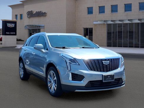 Certified 2024 Cadillac XT5 Premium Luxury AWD/4WD image 3