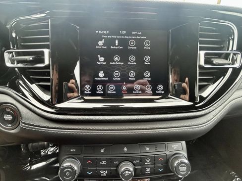 Used 2023 Dodge Durango SXT RWD image 22