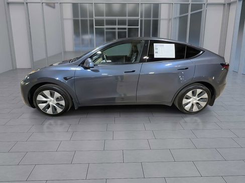Used 2020 Tesla Model Y Long Range AWD/4WD image 5