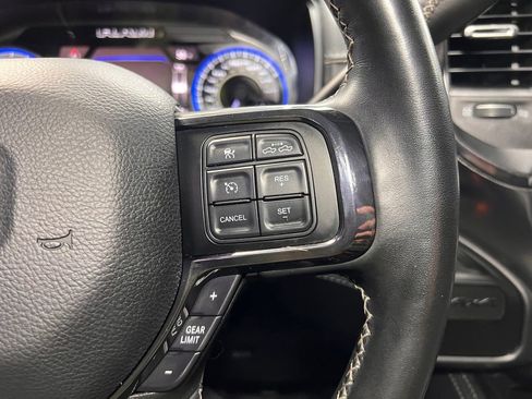 Used 2022 RAM 3500 Limited image 9