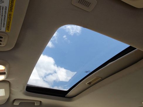 Used 2012 Ford Fusion SEL FWD image 25