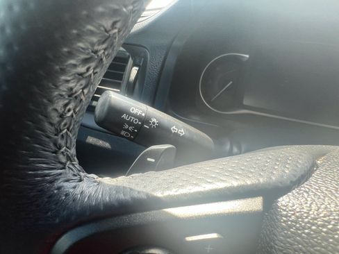 Used 2025 Honda Passport EX-L image 25