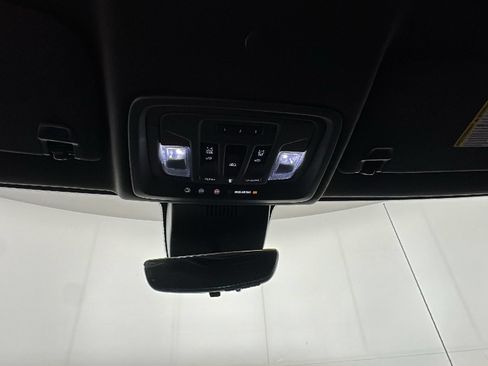 Used 2025 GMC Sierra 1500 Denali Ultimate AWD/4WD image 31