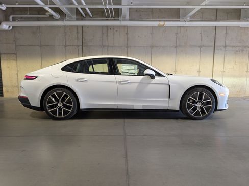 New 2026 Porsche Panamera 4 AWD/4WD image 10