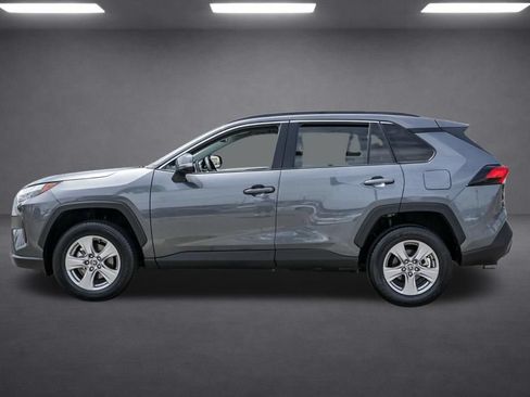 Used 2025 Toyota RAV4 XLE FWD image 8