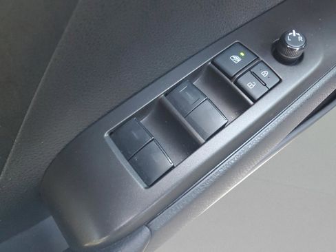 Used 2022 Toyota Camry LE image 16