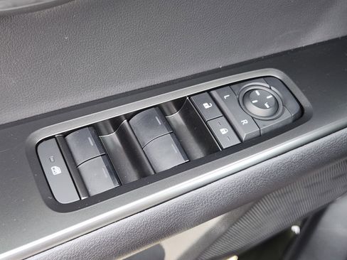 Used 2025 Lexus UX 300h FWD image 29