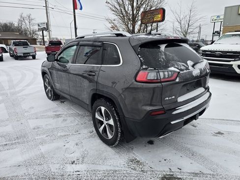 Used 2019 Jeep Cherokee Limited image 5