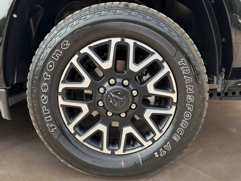 Used 2026 RAM 2500 Limited AWD/4WD image 23
