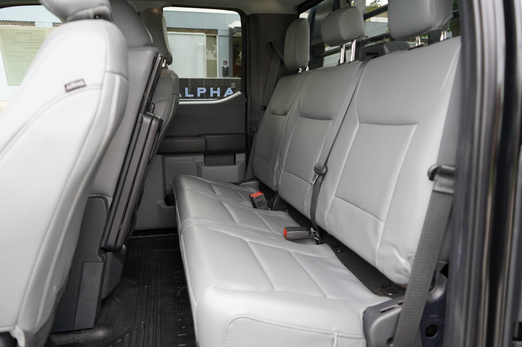 Used 2024 Ford F550 4x4 SuperCab Super Duty image 18